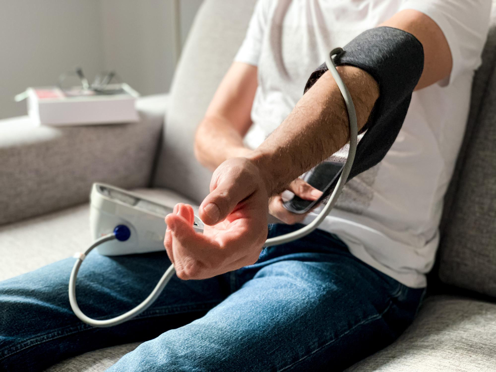 Kokie simptomai gali rodyti diastolinio spaudimo sutrikimus?