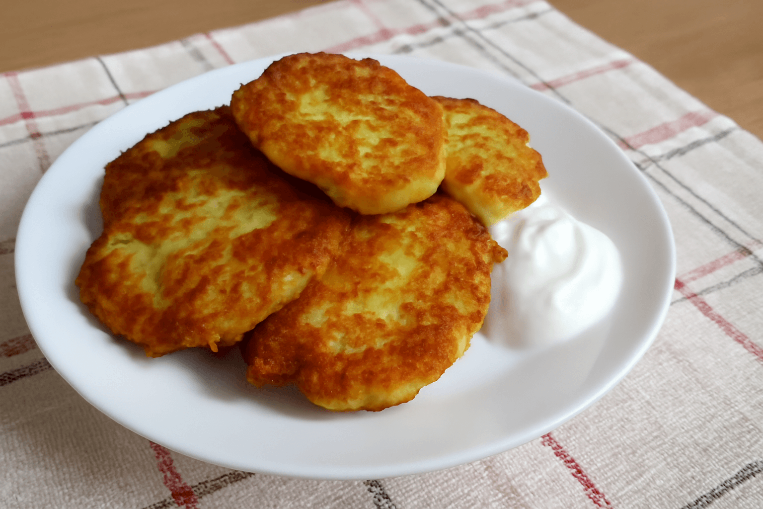 Bulviniai blynai – traškūs išorėje, minkšti viduje