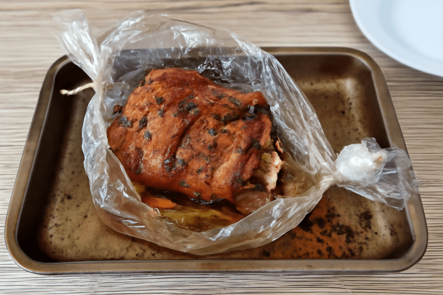 Karka rankovėje – sultinga ir iškepusi iki galo